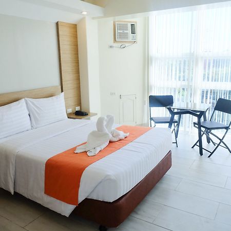 Chambre Mactan Hotel Lapu-Lapu City Exteriör bild