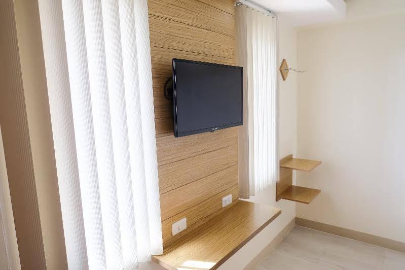 Chambre Mactan Hotel Lapu-Lapu City Exteriör bild